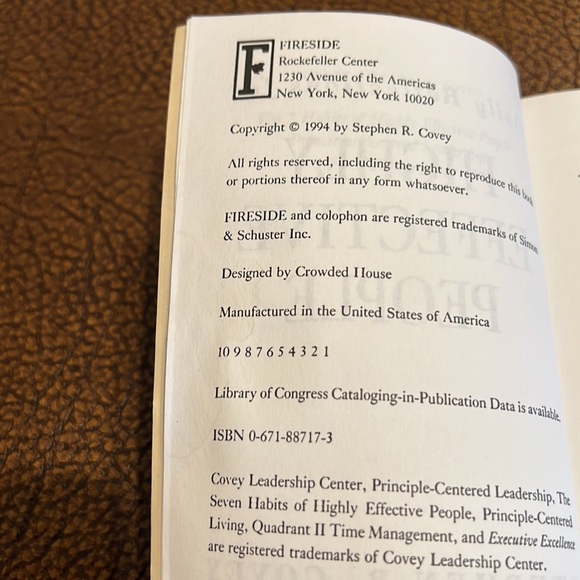 Book by Covey Daily Reflections For Highly Effective People! Living the 7 Habits - Picture 4 of 4